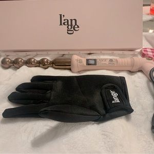 LANGE Le Perlé
Titanium Bubble Wand* both for $50
